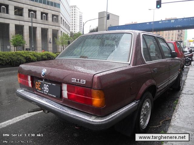 bmwe30markino20140602.jpg