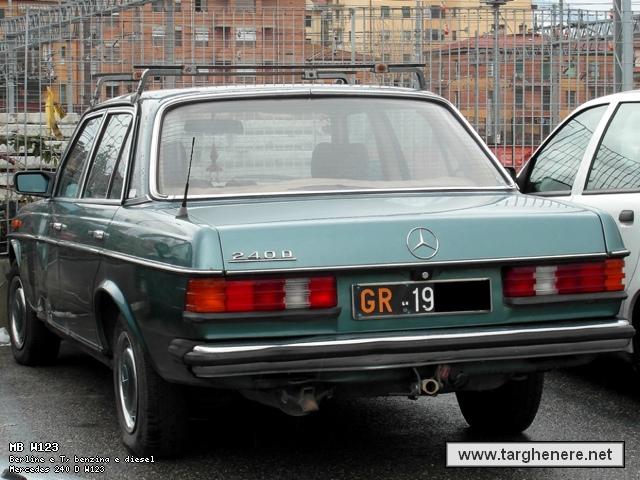 mercedesw123alessio20140823.jpg