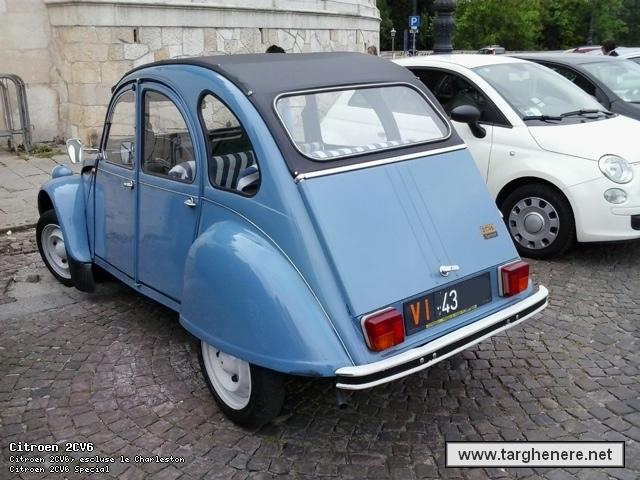citroen2cvprincemax20140830.jpg