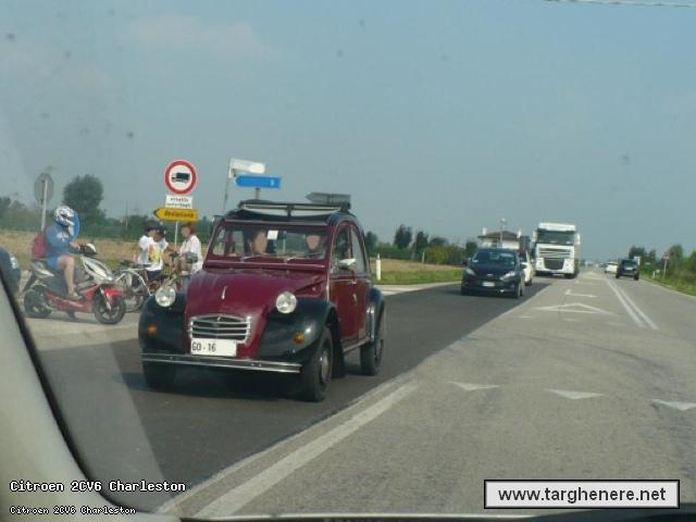 citroen2cvsampei20140927.jpg