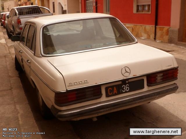 mercedesw123diego20141024.jpg