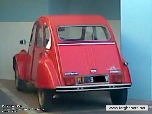 citroen2cvmikitiki20141128.jpg