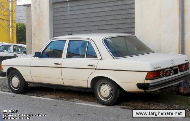 mercedesw123ap20141211.jpg