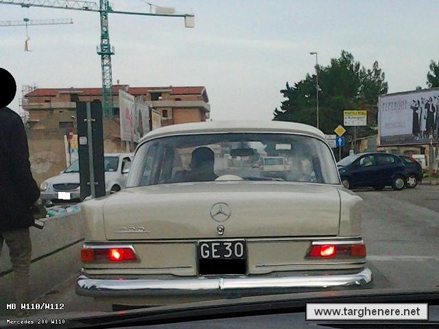 mercedesw1101600gt20150101.jpg