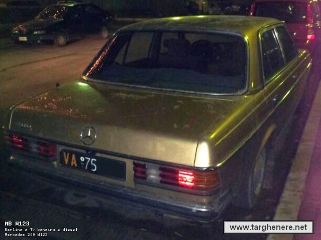 mercedesw123bue20150127.jpg