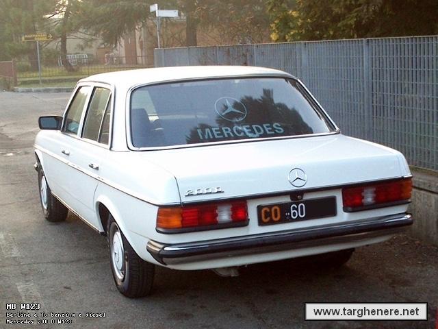 mercedesw123amaretto20150203.jpg