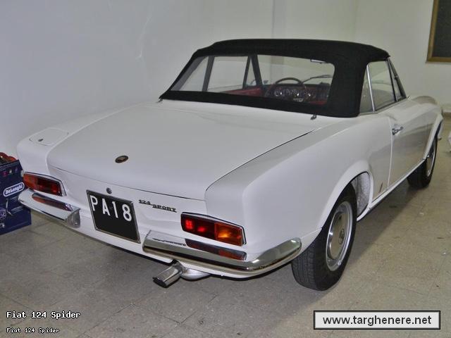 fiat124spidersuper20720150208.jpg