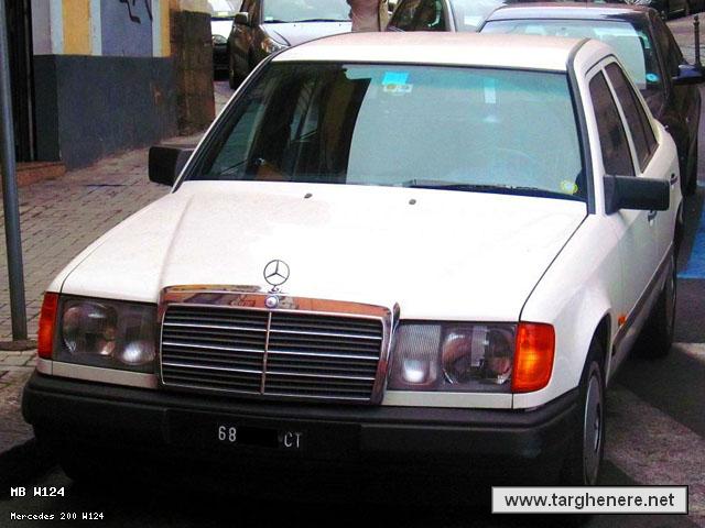 mercedesw124enea20150218.jpg
