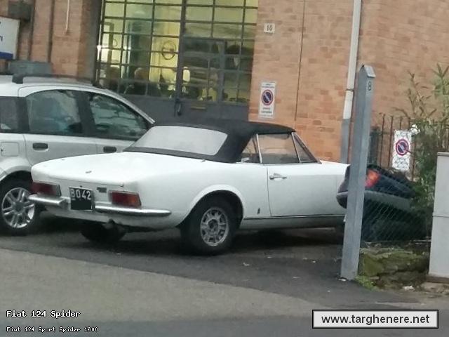 fiat124spiderbiohazard20150308.jpg