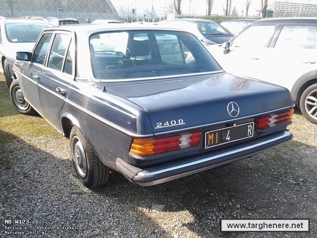 mercedesw123massimo20150322.jpg