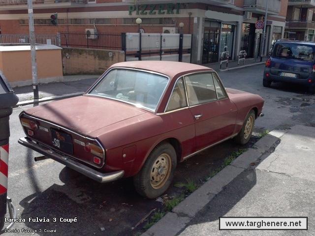 lanciafulviacoupebue20150402.jpg