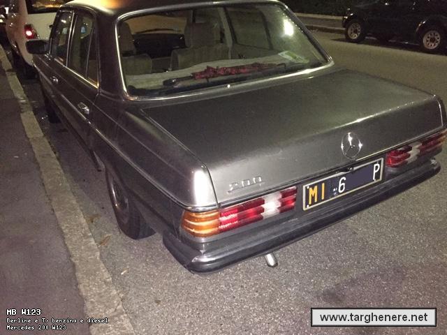 mercedesw123s420150426.jpg