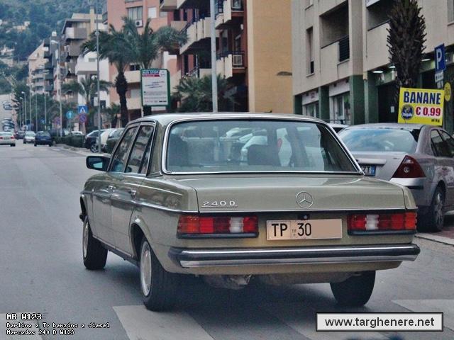 mercedesw123super20720150506.jpg