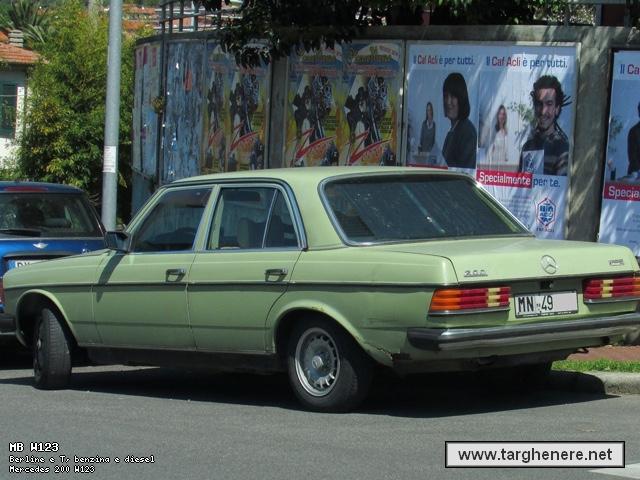 mercedesw123alessio20150520.jpg