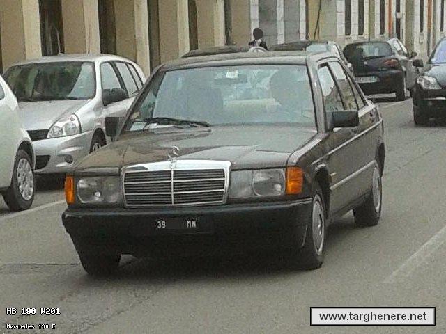mercedes190fil20150528.jpg