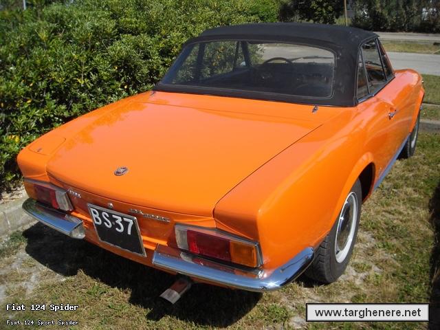 fiat124spiderneim20150619.jpg