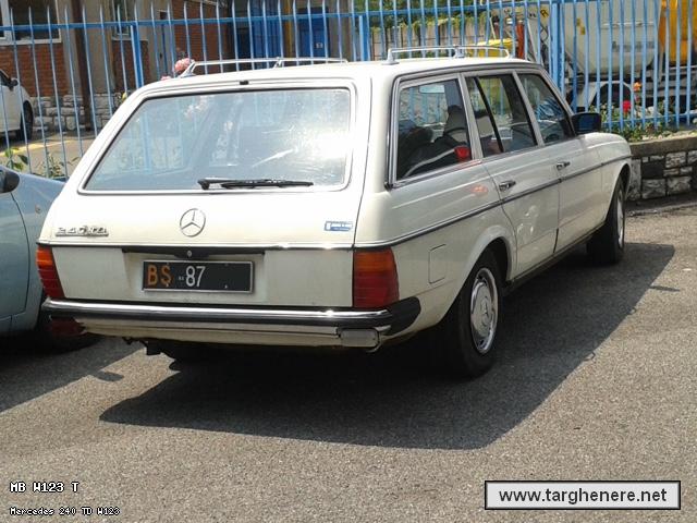 mercedesw123sw20150725.jpg