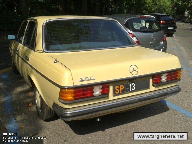 mercedesw123fil20150809.jpg