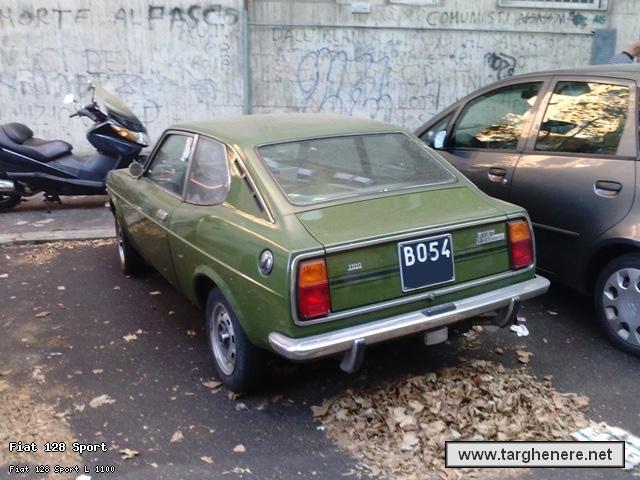 fiat128coupebue20150918.jpg