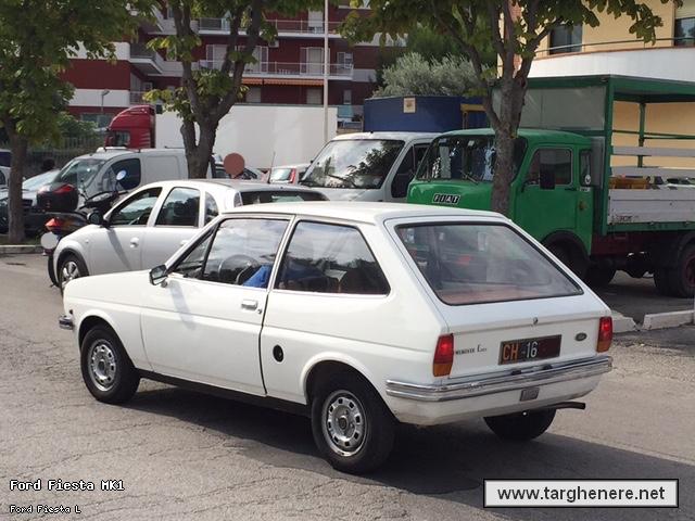 fordfiestas420150924.jpg