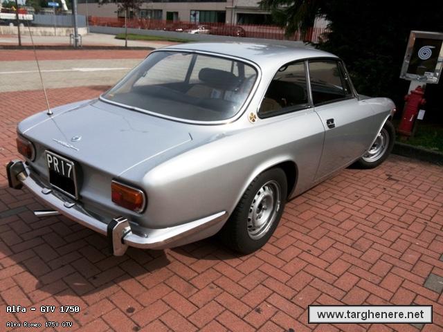 algaromeo1750gtvblackpanter20151128.jpg