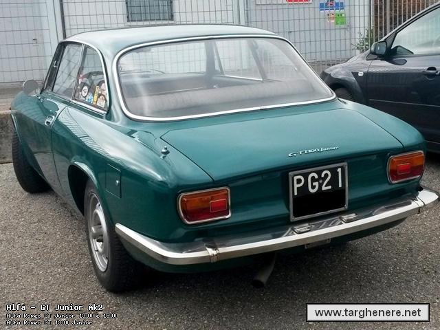 alfaromeogtjuniorap20160101.jpg