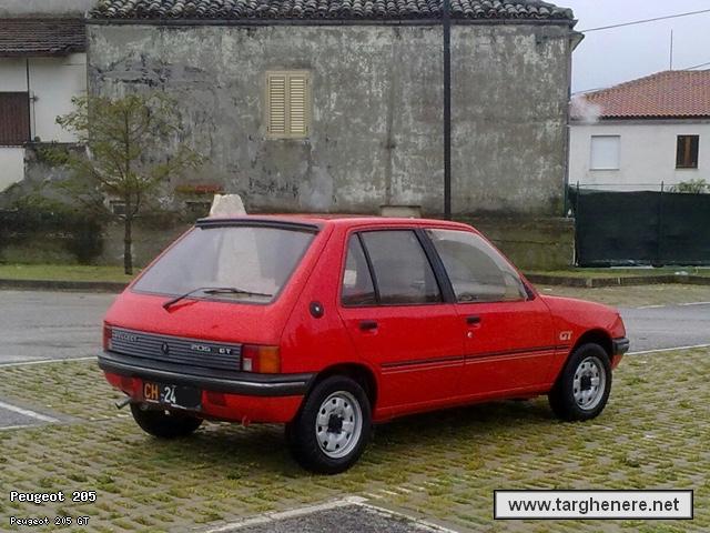 peugeot205svalvolato20160529.jpg