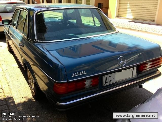 mercedesw123neim20160611.jpg