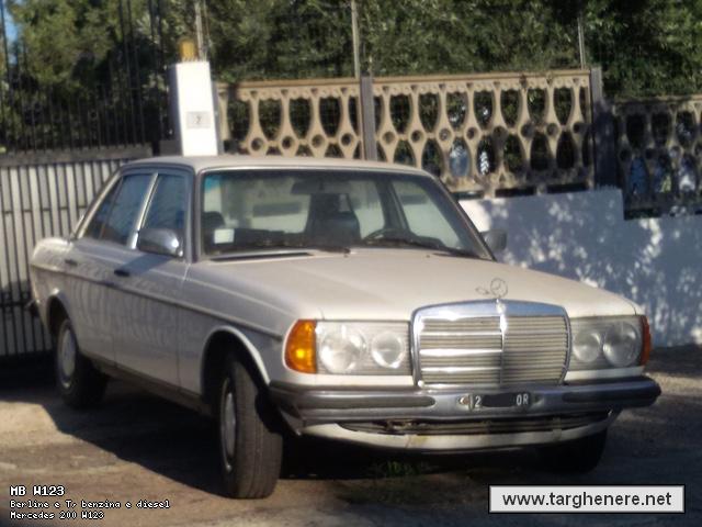 mercedesw123ruler20160618.jpg