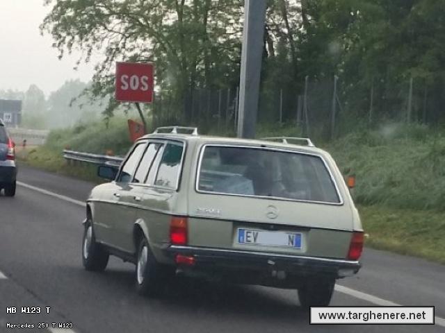 mercedesw123swbiohazard20160723.jpg