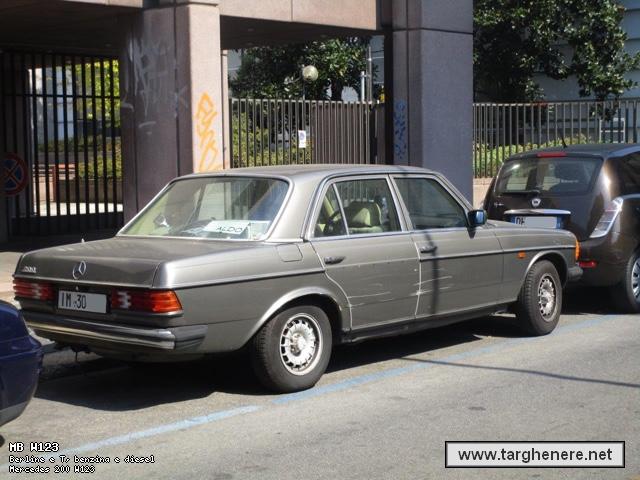 mercedesw123ata20160929.jpg