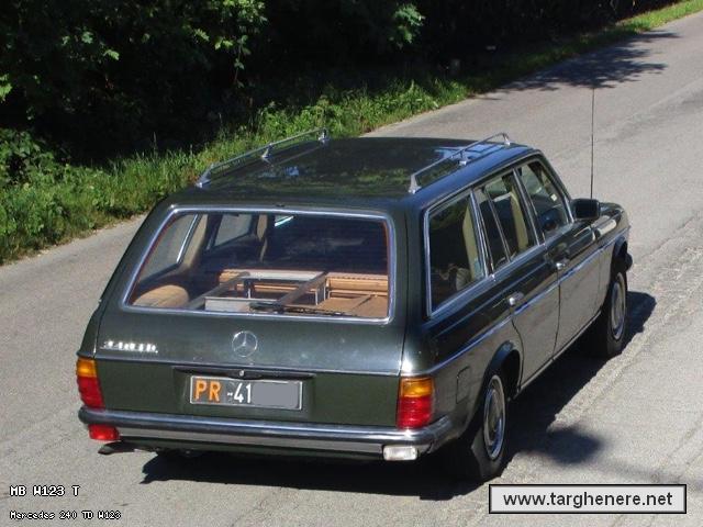 mercedesw123swata20161017.jpg