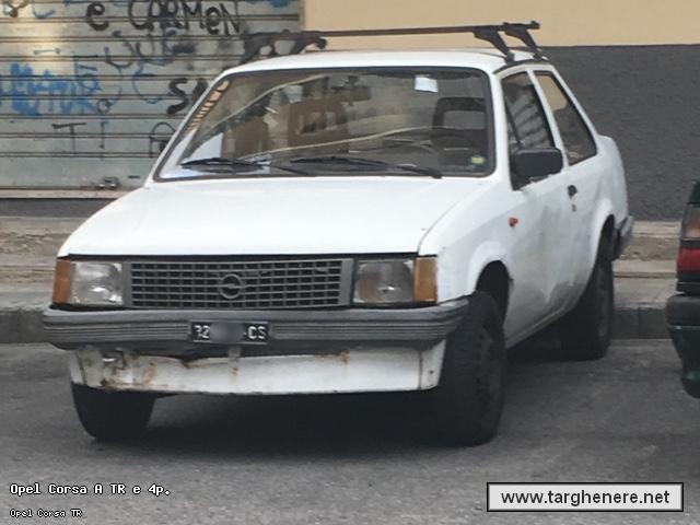 opelcorsatrantoniointrieri20161028.jpg
