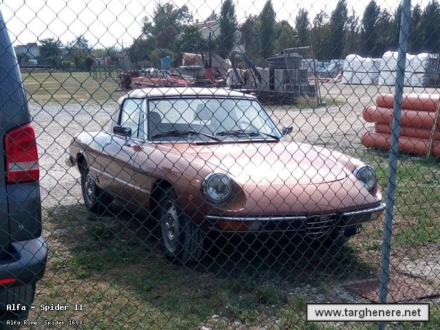 alfaspiderbiturbo8320161105.jpg
