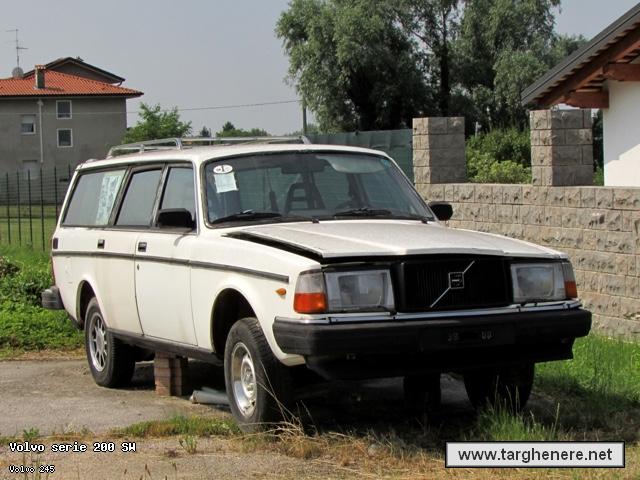 volvo245gabford20161117.jpg