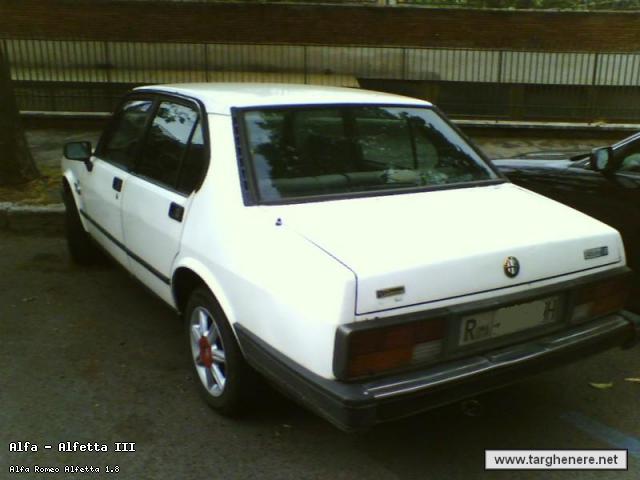 alfetta18rit85bue.jpg