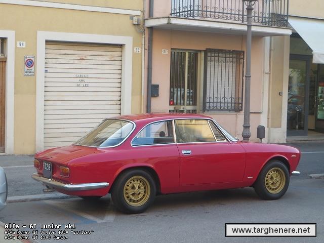 alfaromeogt1300juniorthemarcello20170102.jpg