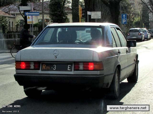 mercedes190gabford20170207.jpg