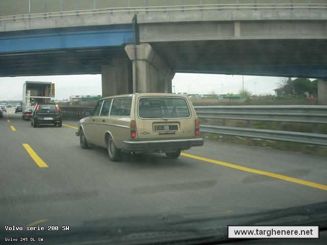 volvo245dlfra80.jpg