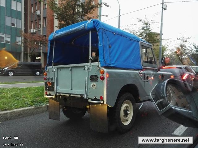 landrovers420170407.jpg