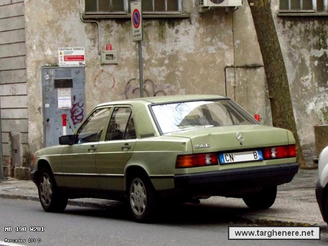 mercedes190gabford20170420.jpg