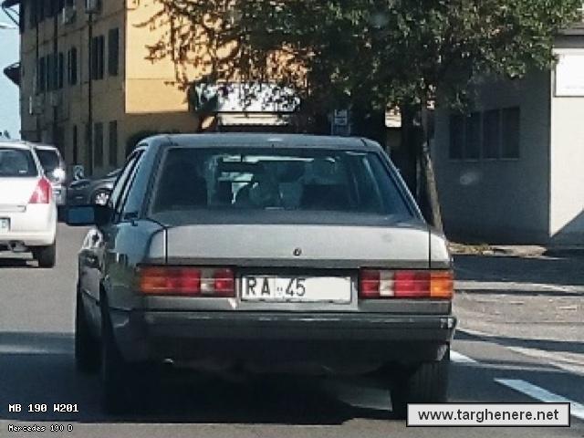 mercedes190biturbo8320170430.jpg