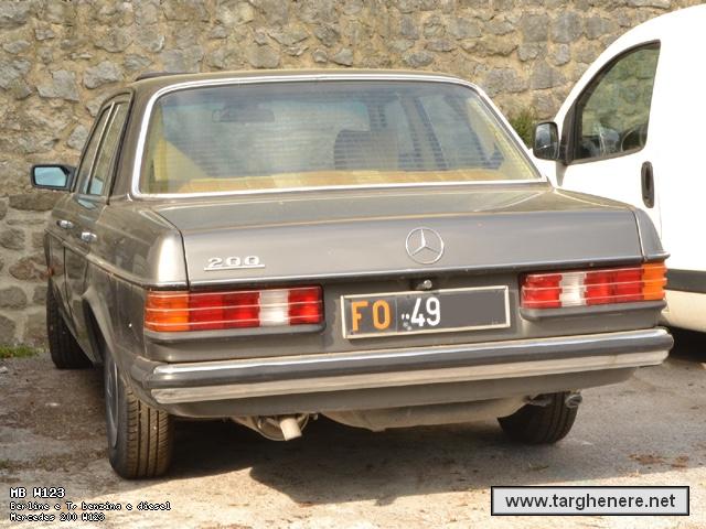 mercedesw123tanteuno20170501.jpg