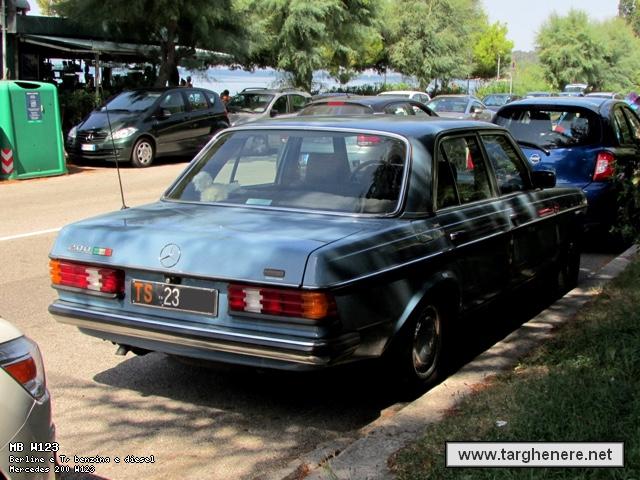 mercedesw123gabford20170811.jpg