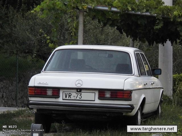 mercedesw123marlon20170927.jpg