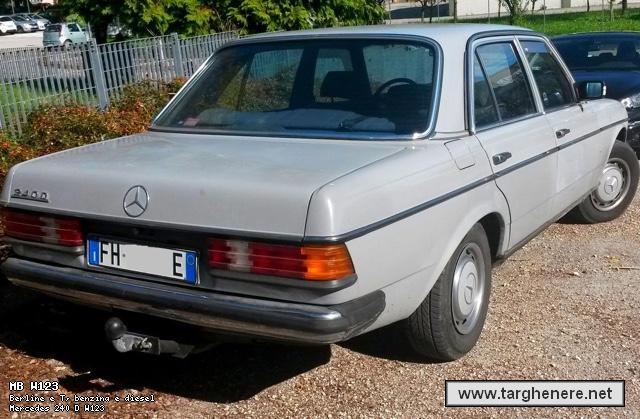 mercedesw123ap20171111.jpg