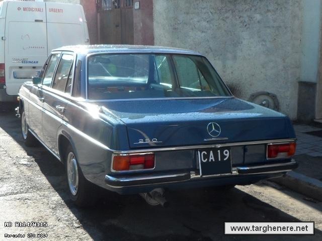 mercedes2w114diego20171222.jpg