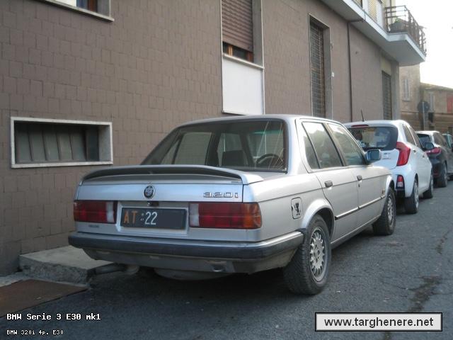 bmwe30mc12720171230.jpg