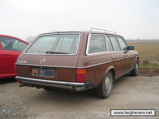 mercedesw123swmc12720180116.jpg