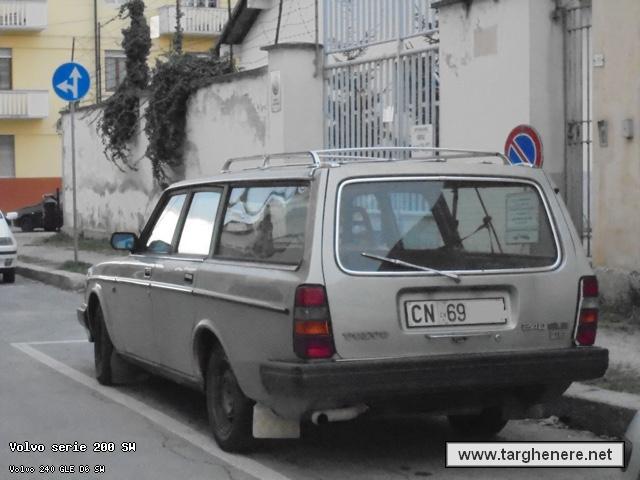 volvo240swmc12720180312.jpg